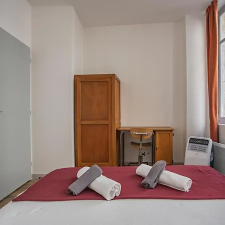 Apartment Le Balcon Du Roi Rene Avignon